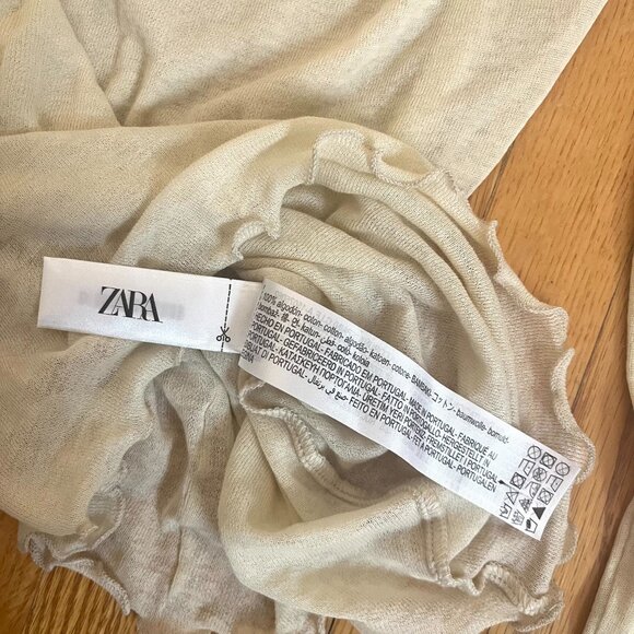 Zara - Scalloped Cotton Turtleneck - Picture 3 of 3